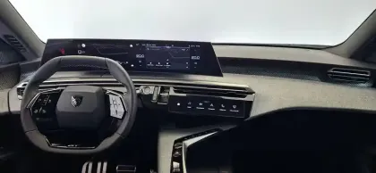 Photo 24 Peugeot 5008  Hybrid 145 e-DCS6