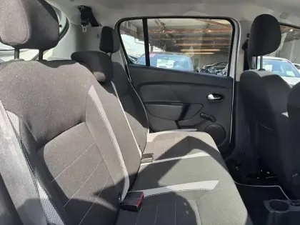 Photo 8 Dacia Sandero  SCe 75