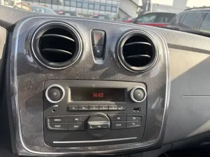 Photo 19 Dacia Sandero  SCe 75