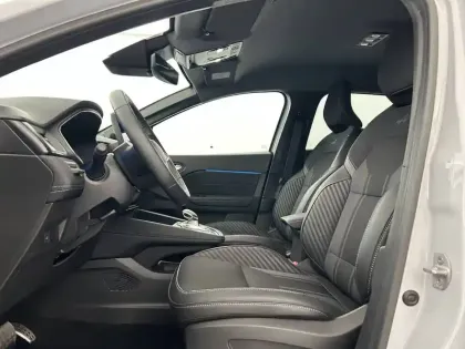 Photo 93 Renault Symbioz  E-Tech full hybrid 145