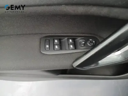 Photo 11 Peugeot 308  1.6 BlueHDi 100ch S&S BVM5