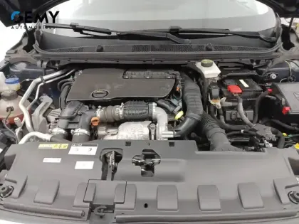 Photo 14 Peugeot 308  1.6 BlueHDi 100ch S&S BVM5