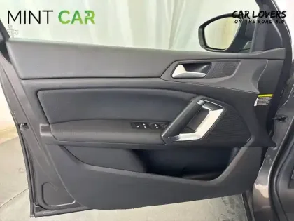 Photo 21 Peugeot 308  SW BlueHDi 130ch S&S BVM6