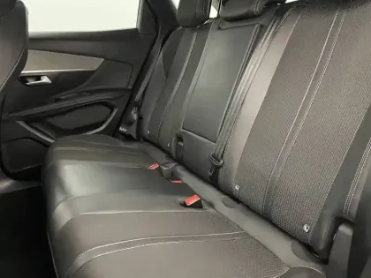 Photo 14 Peugeot 3008  BlueHDi 130ch S&S EAT8