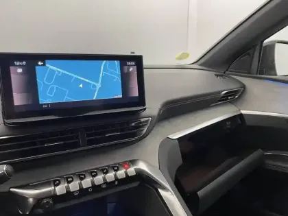 Photo 27 Peugeot 3008  BlueHDi 130ch S&S EAT8