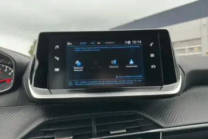 Photo 17 Peugeot 208  PureTech 100 S&S BVM6