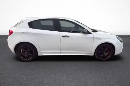 Photo 6 Alfa Romeo Giulietta  Série 2 2.0 JTDm 150 ch S&S