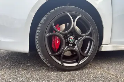 Photo 12 Alfa Romeo Giulietta  Série 2 2.0 JTDm 150 ch S&S