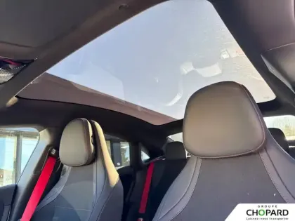 Photo 79 Mercedes CLA  200 8F-eDCT