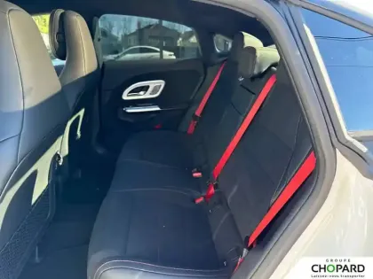 Photo 75 Mercedes CLA  200 8F-eDCT