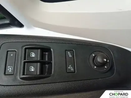 Photo 14 Peugeot Boxer  TOLE 3.3 T L2H1 BLUEHDI 140 S&S BVM6