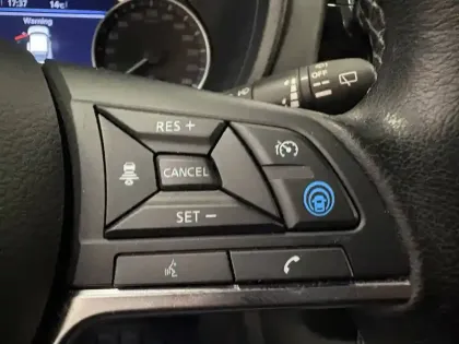 Photo 60 Nissan Juke  Hybrid 143