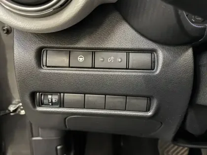 Photo 16 Nissan Juke  Hybrid 143