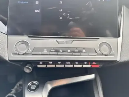 Photo 12 Peugeot 308  PureTech 110ch S&S BVM6 Active Pack