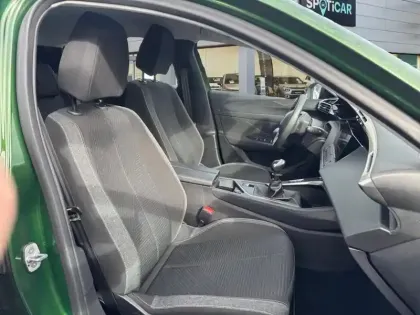 Photo 8 Peugeot 308  PureTech 110ch S&S BVM6 Active Pack