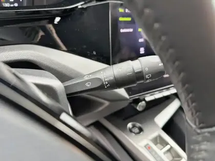 Photo 17 Peugeot 308  SW PureTech 130ch S&S EAT8 Allure