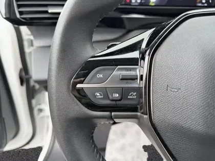 Photo 18 Peugeot 308  SW PureTech 130ch S&S EAT8 Allure