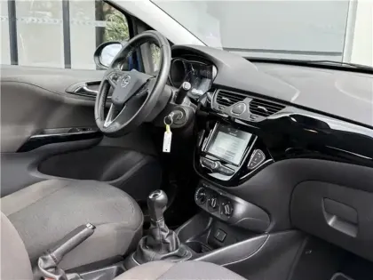 Photo 121 Opel Corsa Gén. V Ph1 NG Excite 3