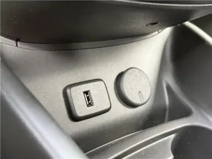 Photo 46 Opel Corsa Gén. V Ph1 NG Excite 3