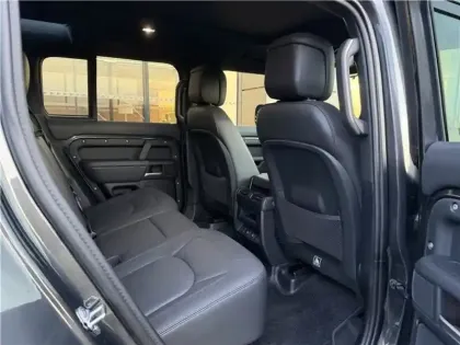 Photo 10 Land rover Defender 110 P300E PHEV BVA8 X-DYNAMIC