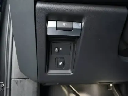 Photo 19 Land rover Defender 110 P300E PHEV BVA8 X-DYNAMIC