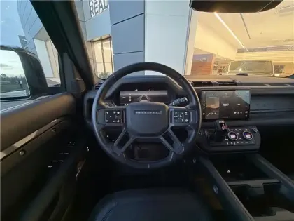 Photo 118 Rover Defender Gén. III (L663) Ph1 Evo X-Dynamic HSE 5