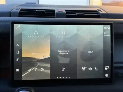 Photo 75 Rover Defender Gén. III (L663) Ph1 Evo X-Dynamic HSE 5