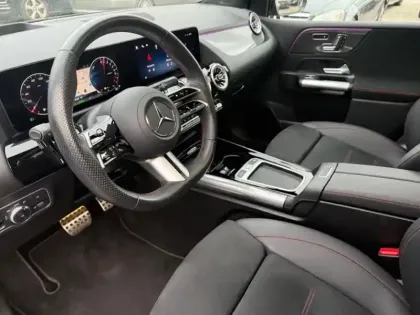 Photo 8 Mercedes Classe B 250 e Hybrid EQ AMG Line