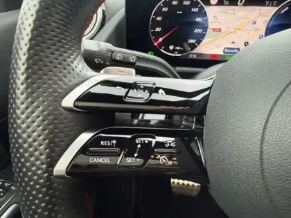 Photo 14 Mercedes Classe B 250 e Hybrid EQ AMG Line