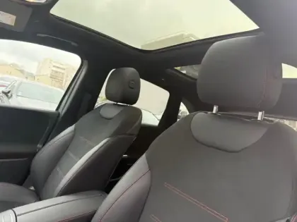 Photo 12 Mercedes Classe B 250 e Hybrid EQ AMG Line