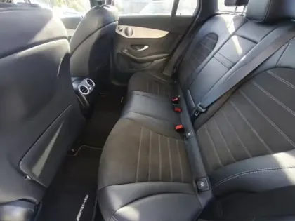 Photo 20 Mercedes Classe GLC GLC 220 d 4MATIC SUV AMG Line