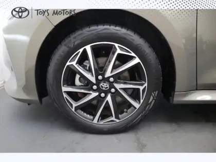 Photo 15 Toyota Yaris Hybride 116h Design Pack .