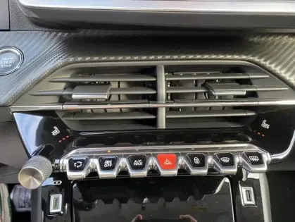 Photo 20 Peugeot 2008 Gén. II Ph1 NG Allure Pack 5