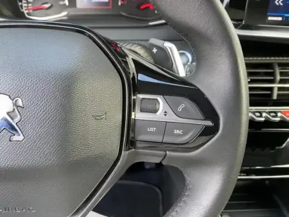 Photo 32 Peugeot 2008 Gén. II Ph1 NG Allure Pack 5