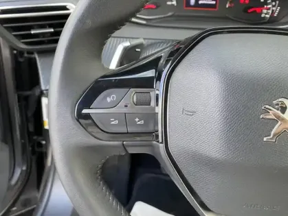 Photo 31 Peugeot 2008 Gén. II Ph1 NG Allure Pack 5