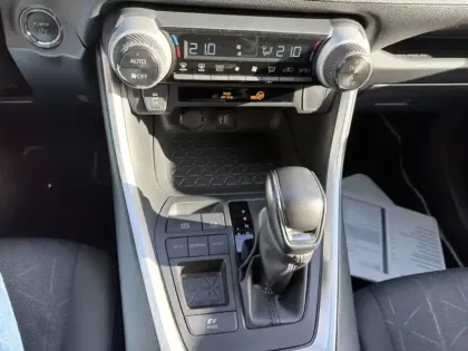 Photo 9 Toyota Rav4 Hybride 2WD 218ch Dynamic