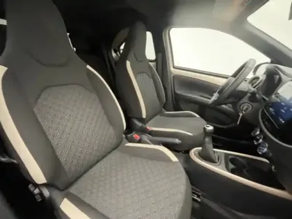 Photo 9 Toyota Aygo 1.0 VVT-i 72 Design