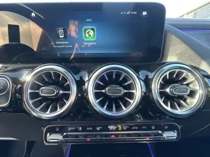 Photo 15 Mercedes EQA 250+ AMG Line