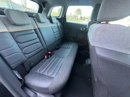 Photo 24 Citroën C3 Aircross BlueHDi 110 S&S BVM6 Shine