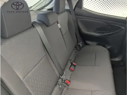 Photo 15 Toyota Yaris Hybride 116h Design