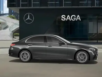 Photo 15 Mercedes Classe C Gén. V (W206) Ph1 AMG Line + 4