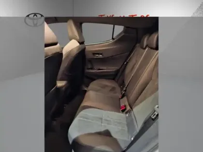 Photo 11 Toyota C-HR 2.0 Hybride 184 GR Sport ch