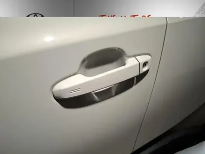 Photo 32 Toyota C-HR 2.0 Hybride 184 GR Sport ch