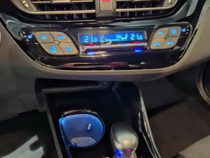 Photo 14 Toyota C-HR 2.0 Hybride 184 GR Sport ch