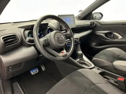 Photo 11 Toyota Yaris Hybride 116h GR SPORT