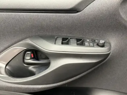 Photo 13 Toyota Yaris Hybride 116h GR SPORT