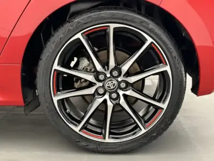 Photo 8 Toyota Yaris Hybride 116h GR SPORT