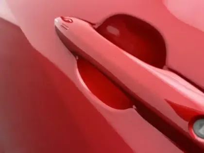 Photo 18 Toyota Yaris Hybride 116h GR SPORT