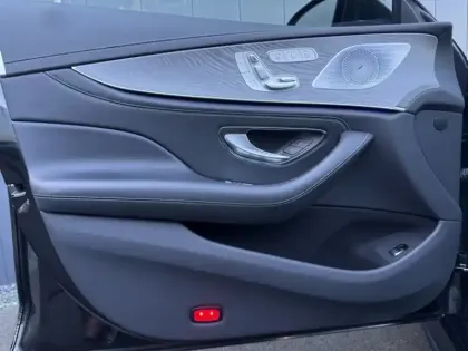 Photo 21 Mercedes CLS 400 d 4MATIC Coupé AMG Line+