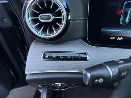 Photo 25 Mercedes CLS 400 d 4MATIC Coupé AMG Line+